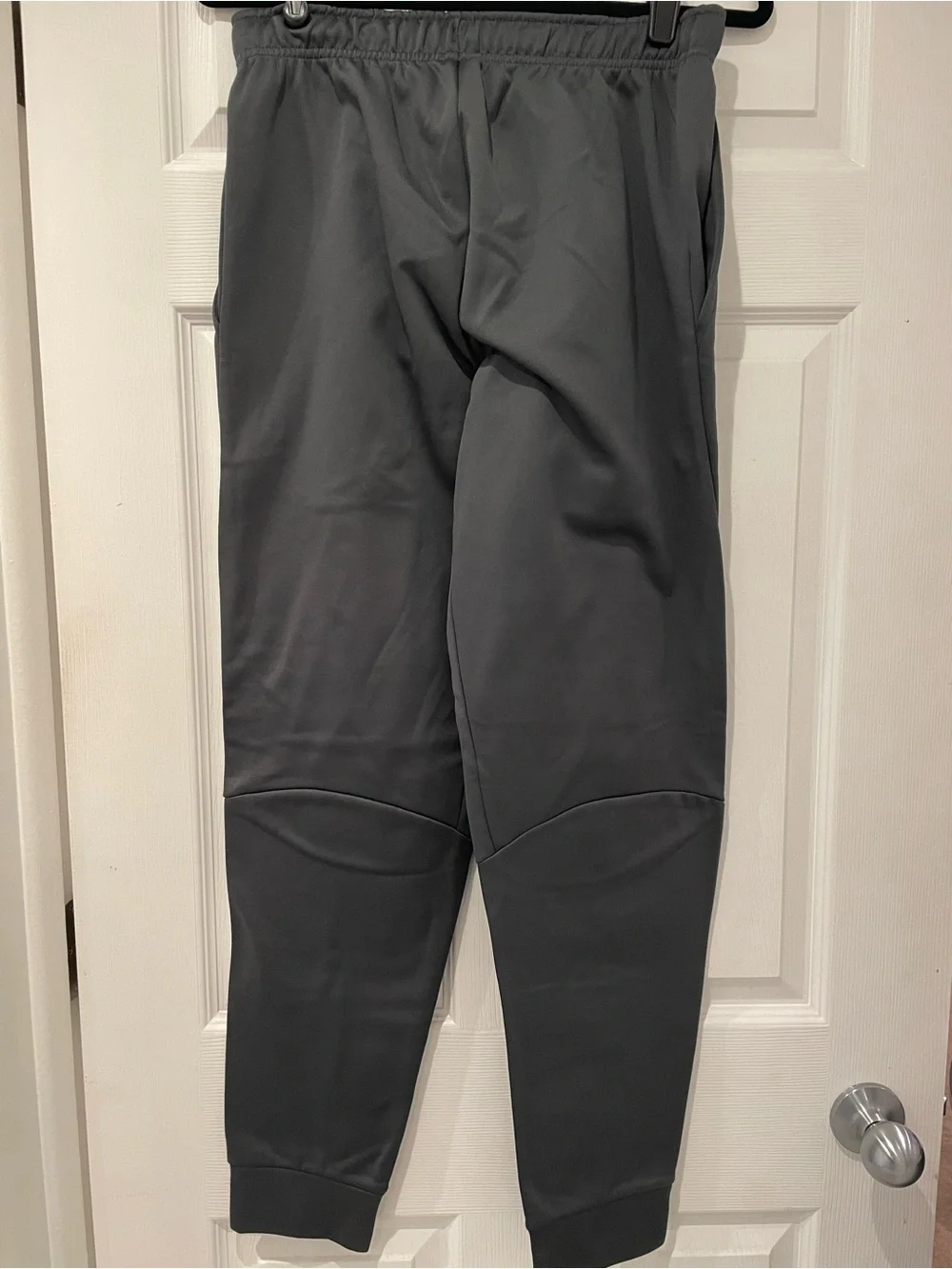 Nike slim tapered